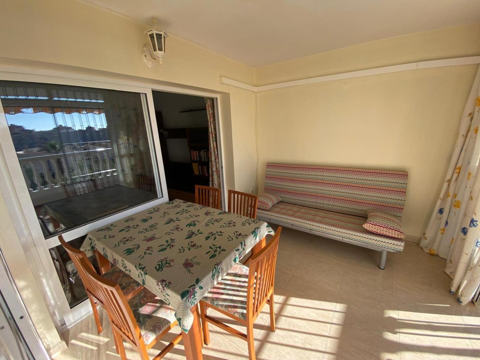 Apartamento La Casita Playa A 700M Malaga Exterior photo